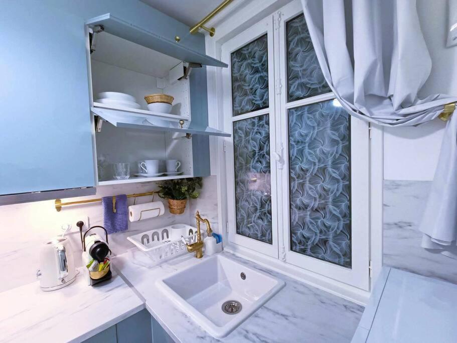 베흑사이으 Au Petit Trianon Bleu 아파트 외부 사진
