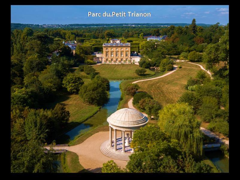 베흑사이으 Au Petit Trianon Bleu 아파트 외부 사진